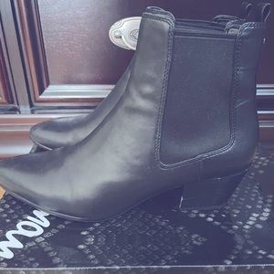 Women’s Black Leather Boots (Sam Edelman)